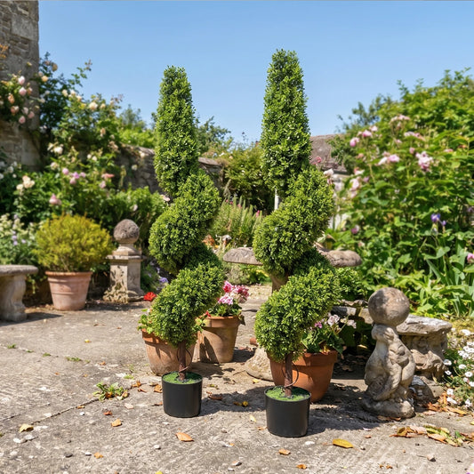 Artificial Spiral Topiary Tree With Realistic PE Leaves Indoor Outdoor
