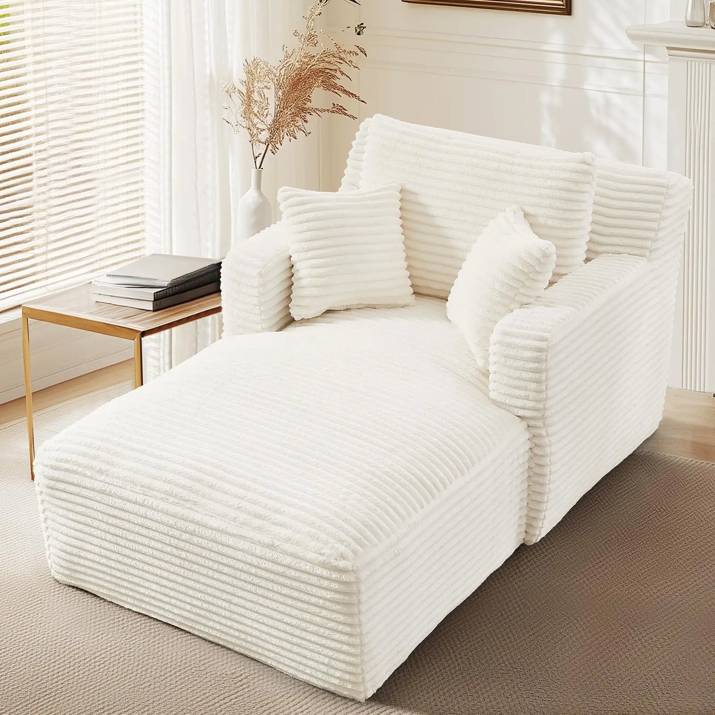 Indoor Oversized Upholstered Chaise Lounge Sofa Bed With 3 Pillows Customized