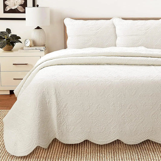 100 Percent Cotton Medallion Matelasse Quilt Set Reversible Bedspread