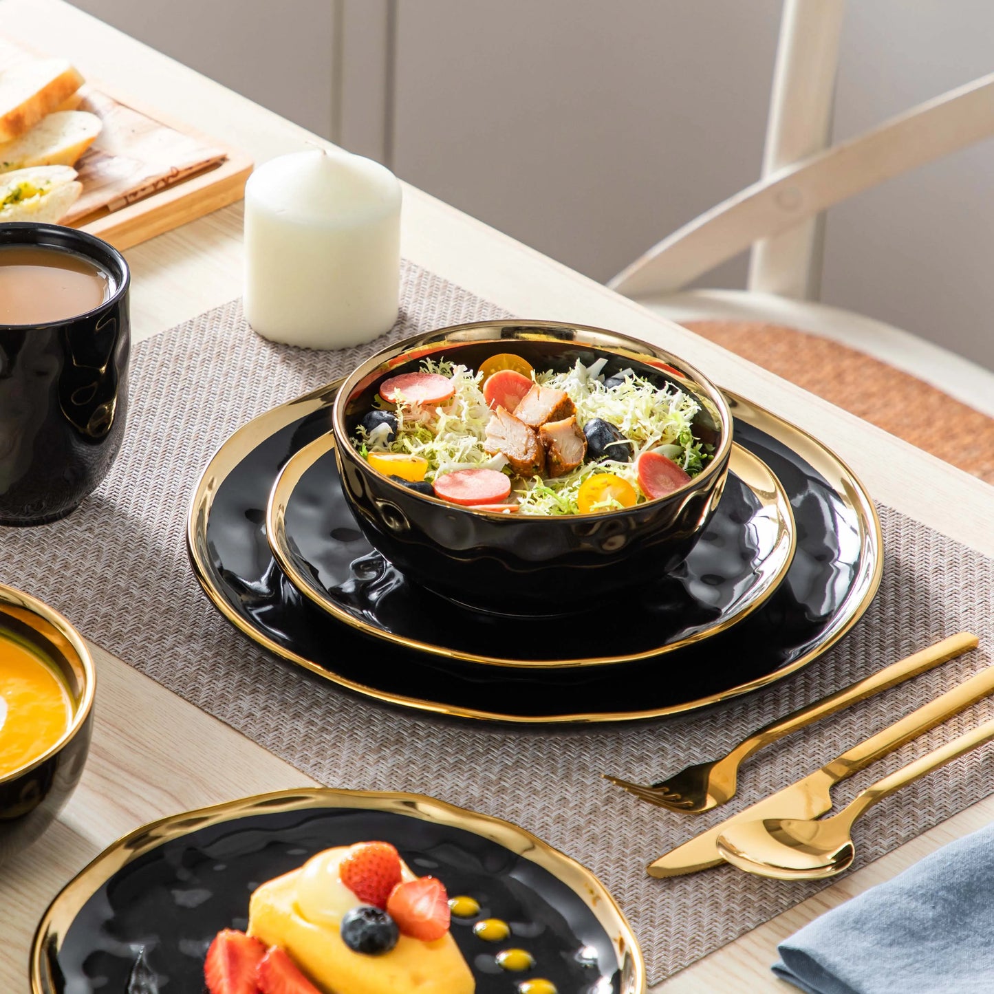 MALACASA Porcelain Dinnerware Set With Gold Trim Plates Cups Bowls