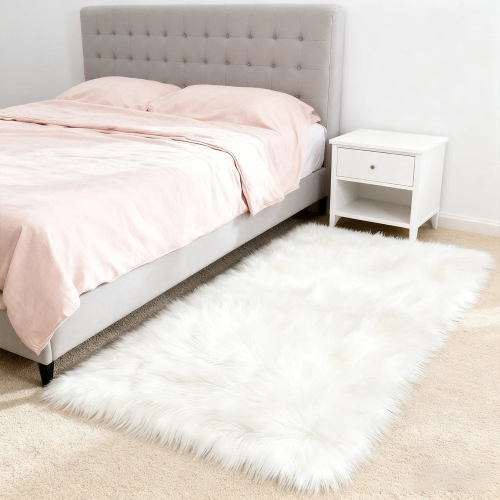 Fluffy Faux Sheepskin Shag Rug for Living Room and Bedroom