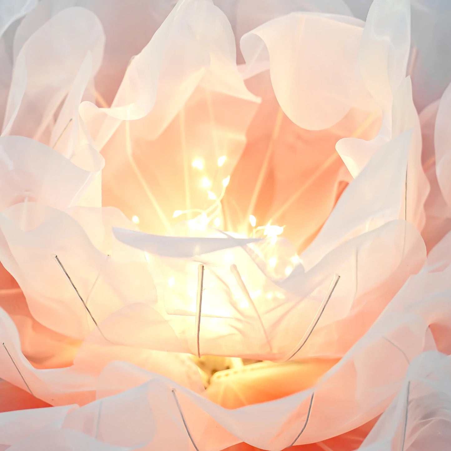 Handmade Light Auto Open Electric Artificial Flower Decoration For Weddings